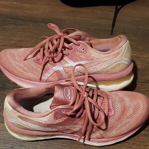 ASICS Women's Coral Athletic Shoes Sz 10